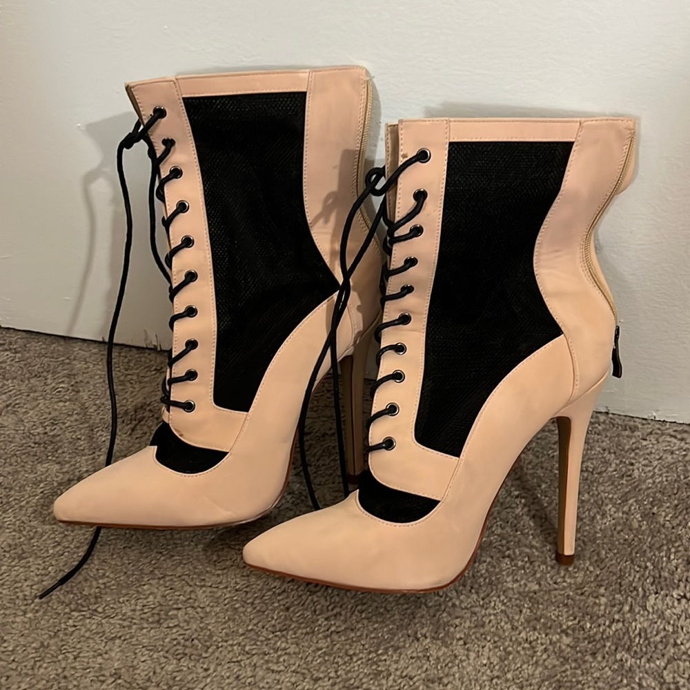 Lace up boots
